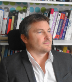 Fabien Fenouillet est professeur des universités en psychologie positive des apprentissages à l’Université Paris Nanterre.